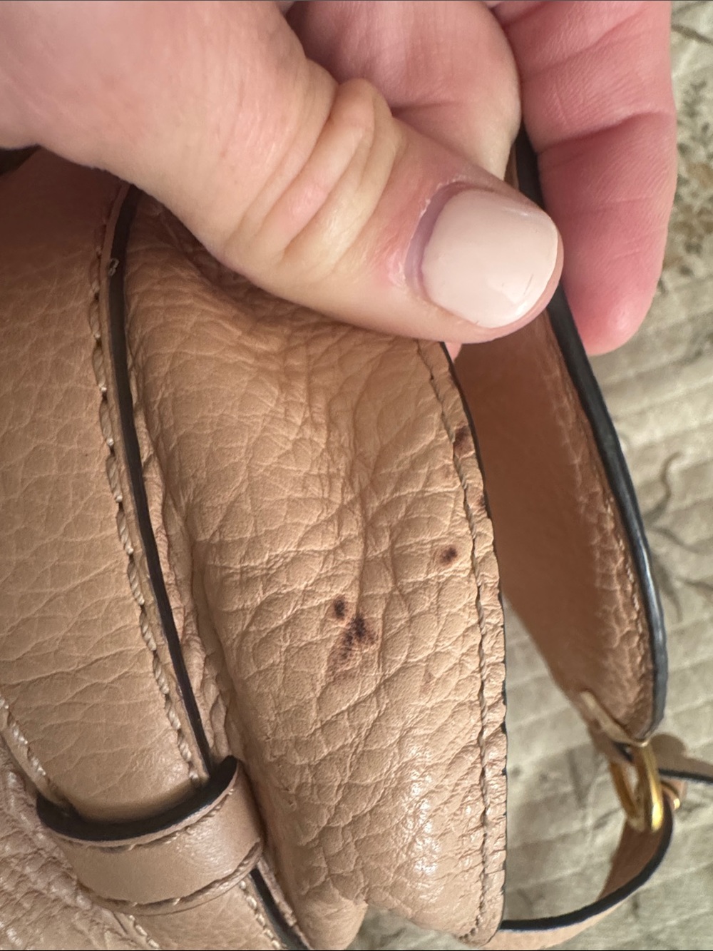 Chloé Small Marcie Crossbody in Nude Pebbled Leather - Picture 7 of 7